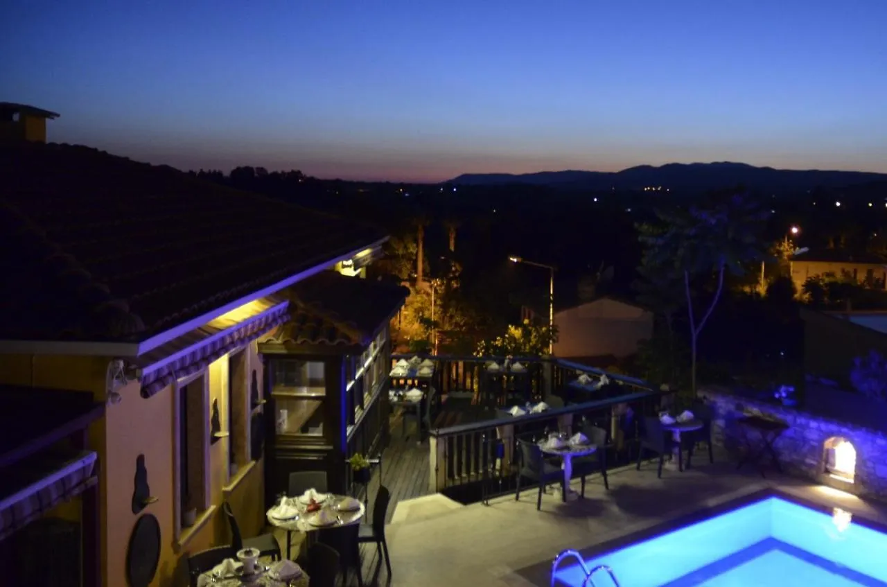 Ayasoluk Hotel & Restaurant Selçuk 2*,