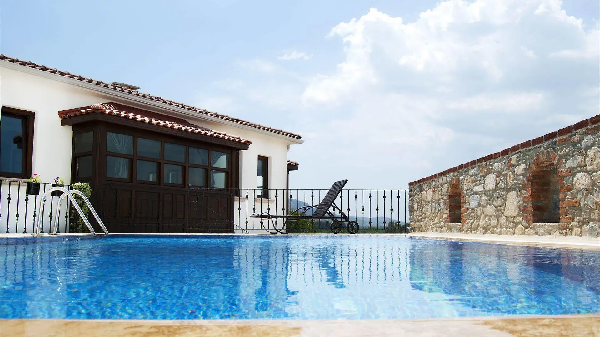 Ayasoluk Hotel & Restaurant  Selcuk